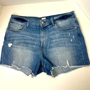 Madison ☀️ high rise shorts 16/33